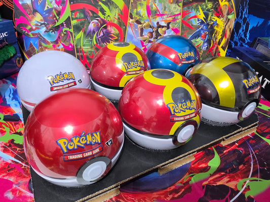 Pokémon TCG: Poké Ball Tin (Styles Vary)