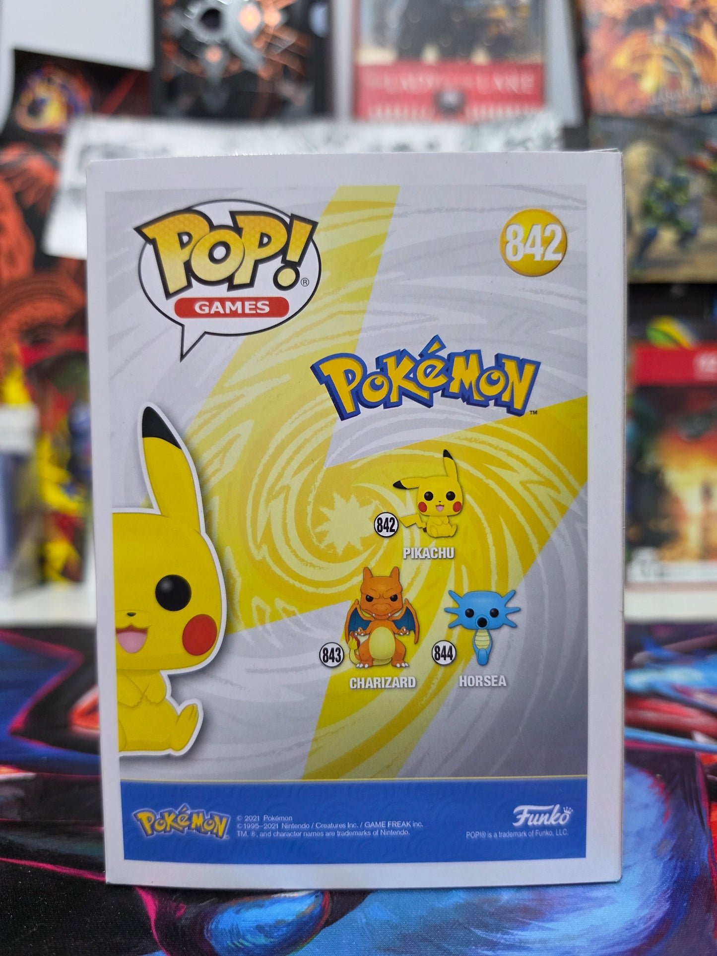 Funko Pop! Games: Pokémon – Pikachu (Sitting) #842 Vinyl Figure